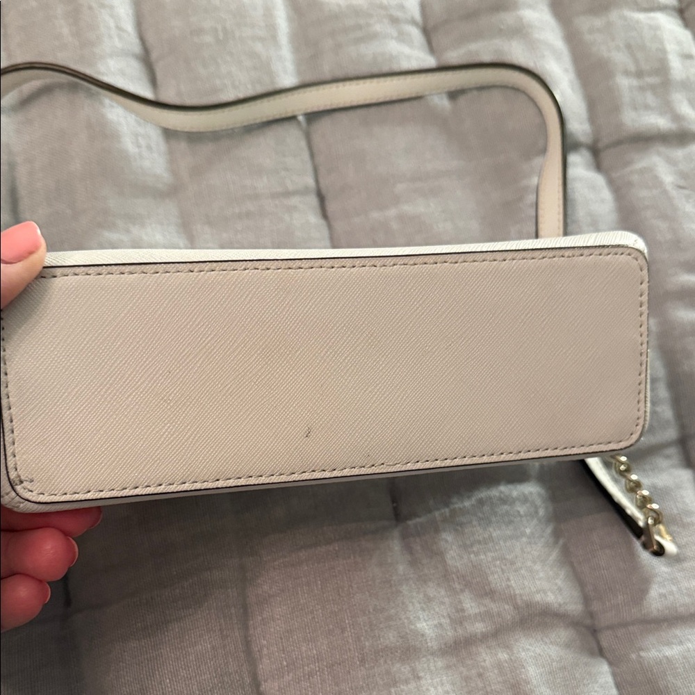 Kate Spade White Crossbody Bag - Picture 3 of 12